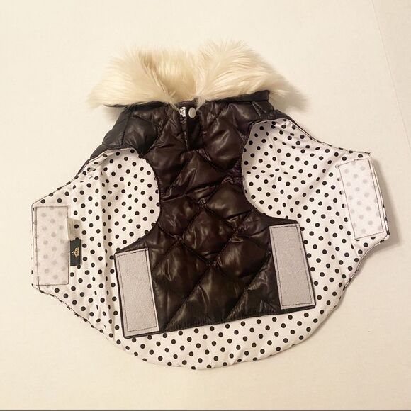 Pet Society Quilted Winter Jacket with Gold Zippers for small dogs - Picture 4 of 10